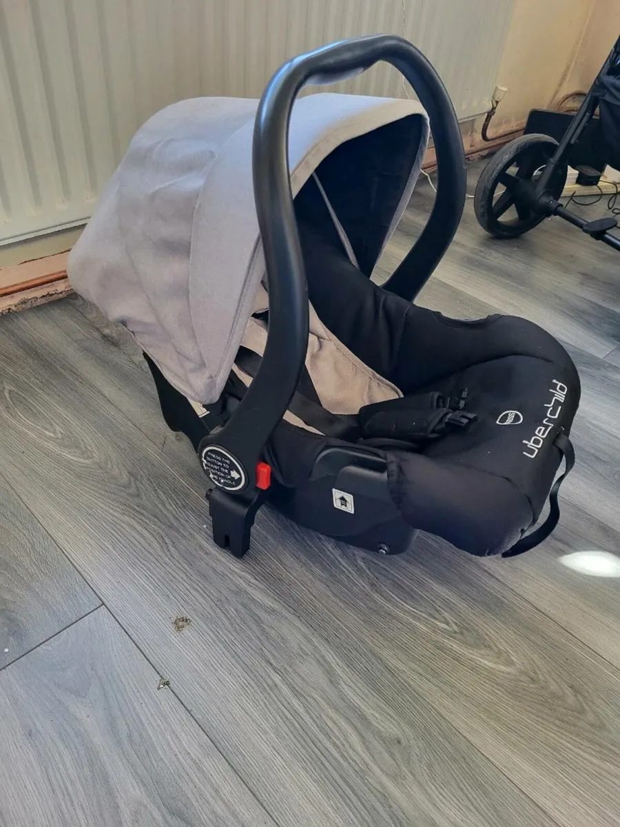 Uberchild/Infababy Travel System - Image 4