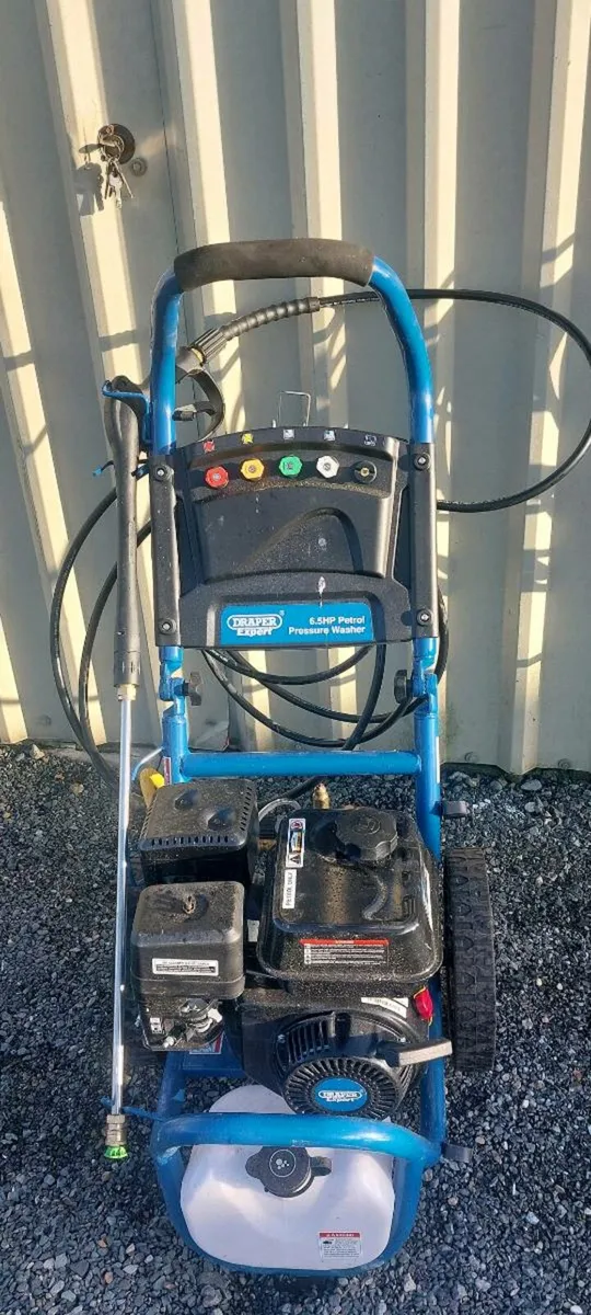 Power washer - Image 1
