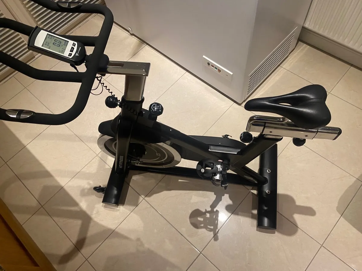 Spinning bike G7 - Image 1
