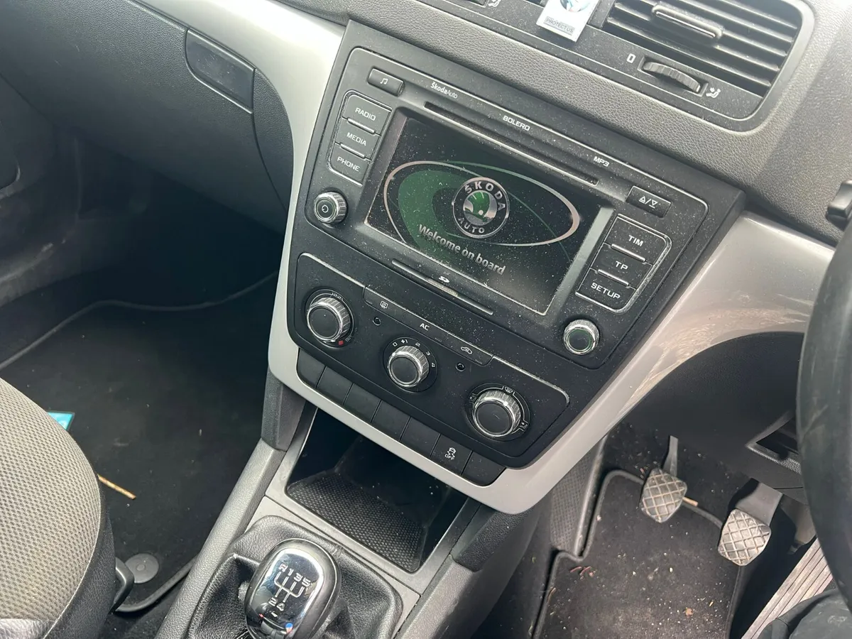 2010 Skoda Yeti 2.0 Diesel low milage - Image 3