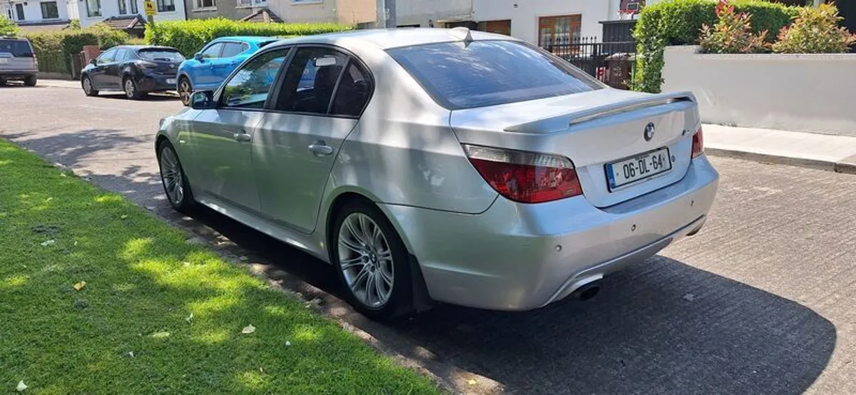 2006 Bmw 5-series - Image 2