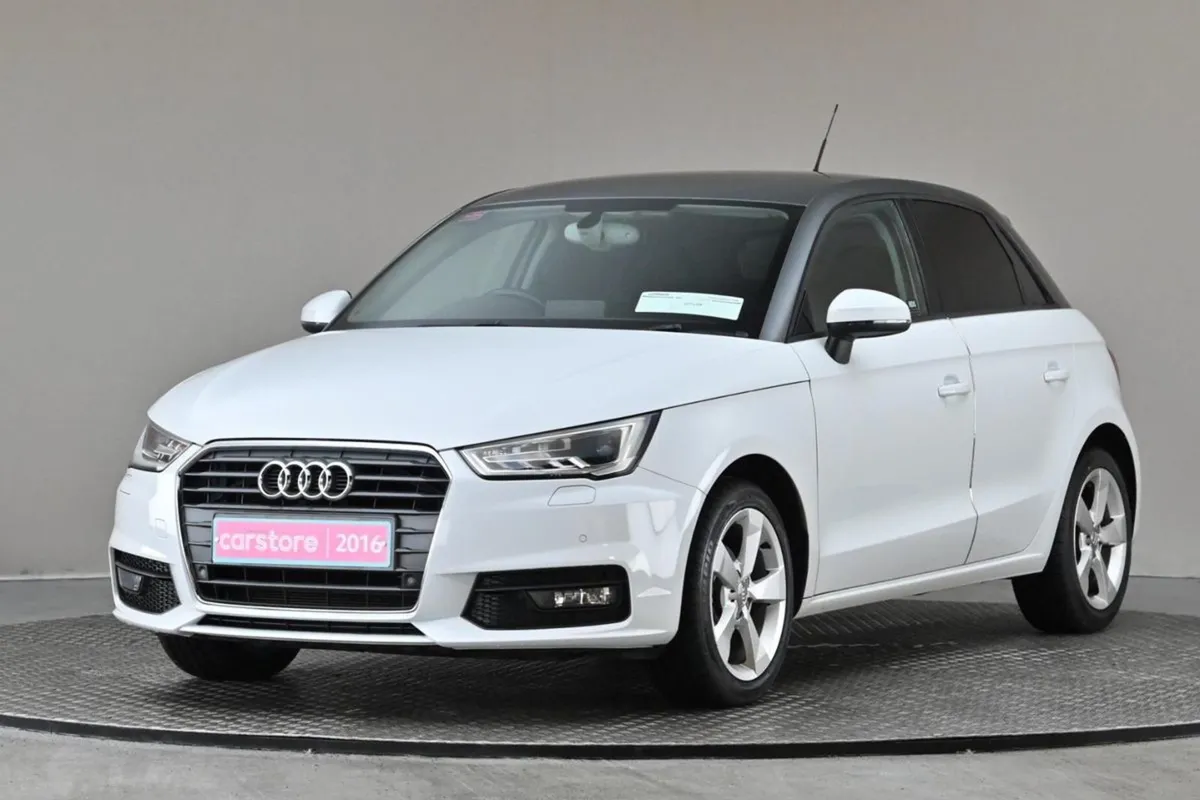 Audi A1 1.0tfsi 95bhp S-tronic 5DR  2tone Roof pa - Image 3