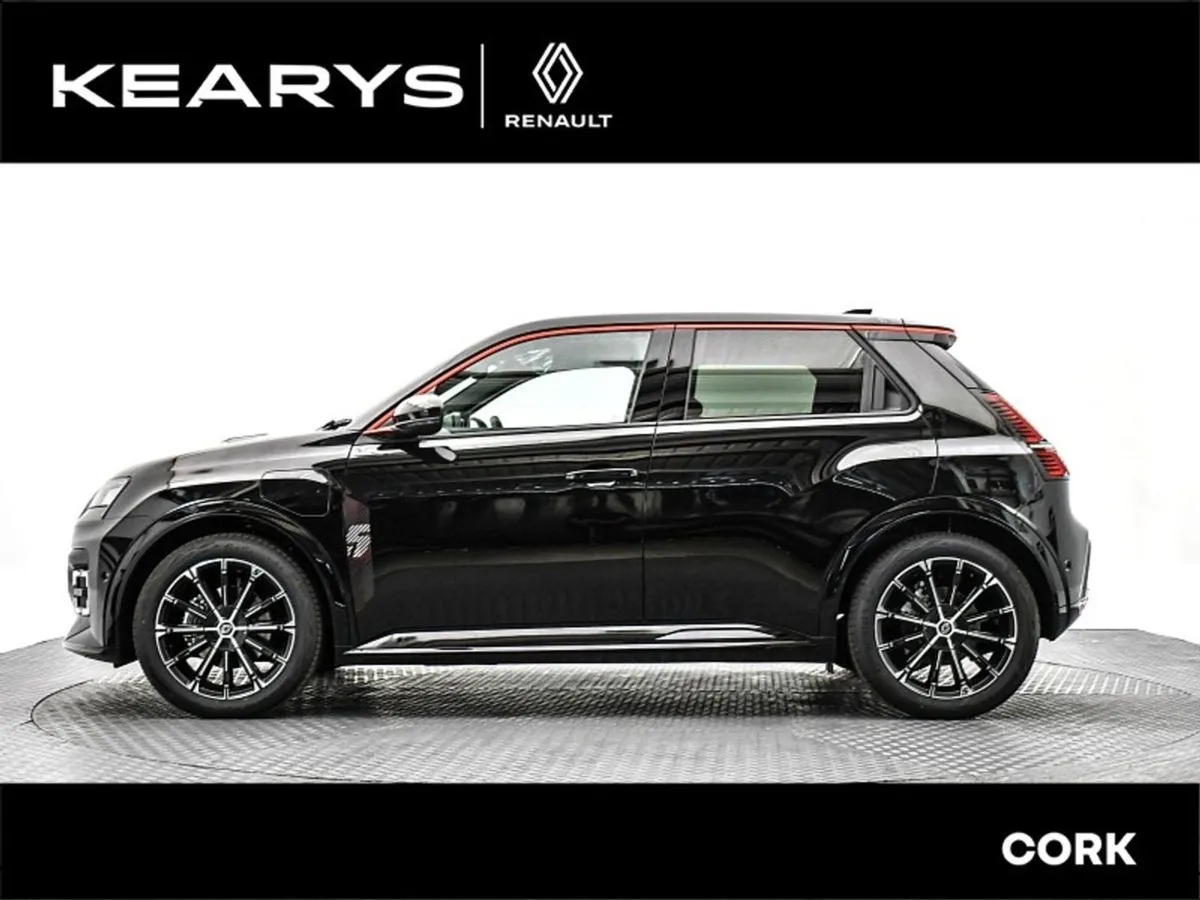Renault 5 Iconic 52kwh 150hp Order Your 252 Today - Image 4