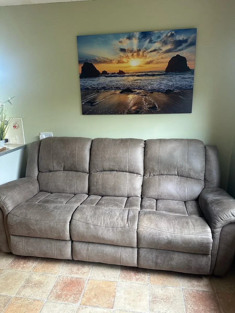 Three seater leather couch with recliners - Image 2
