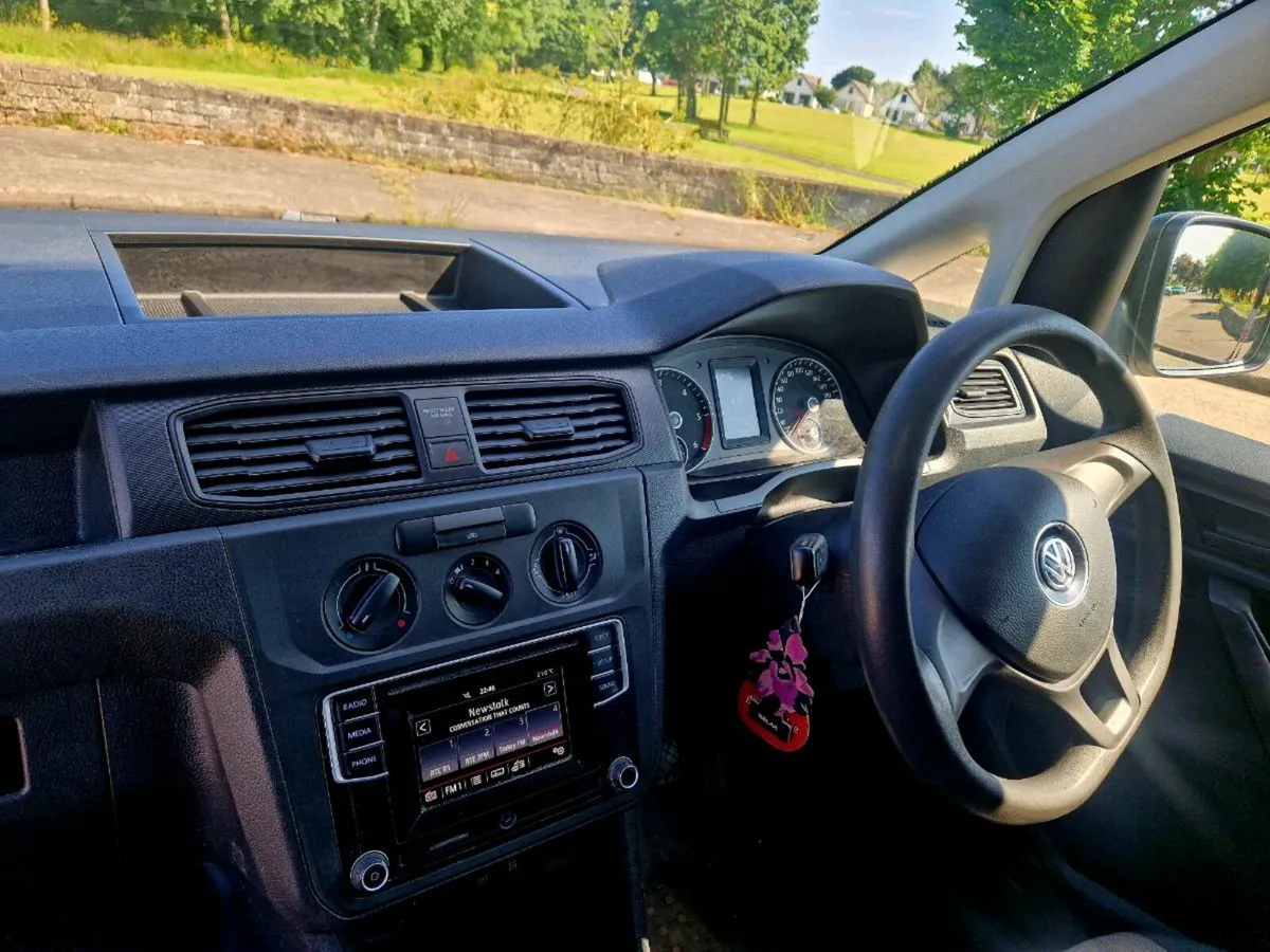 Volkswagen caddy new cvrt - Image 4