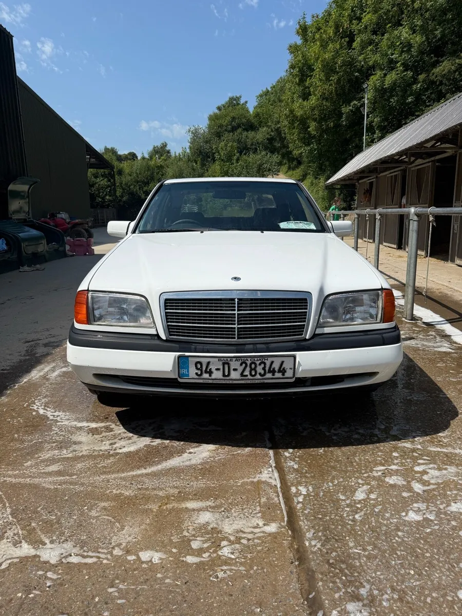 1994 Mercedes C180 - Image 4