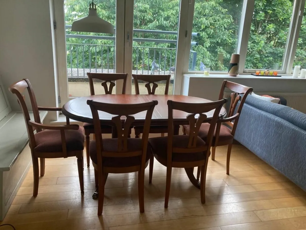 Dining table - Image 4