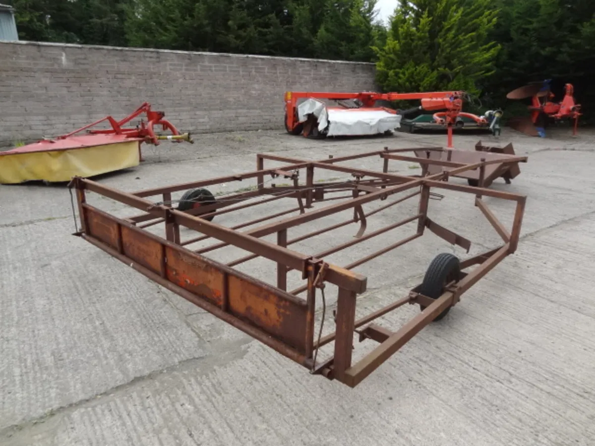 Browns Flat 8 Bale Sledge Sleigh - Image 3