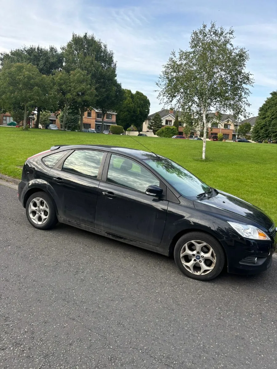 Ford Focus 2011 - Image 3