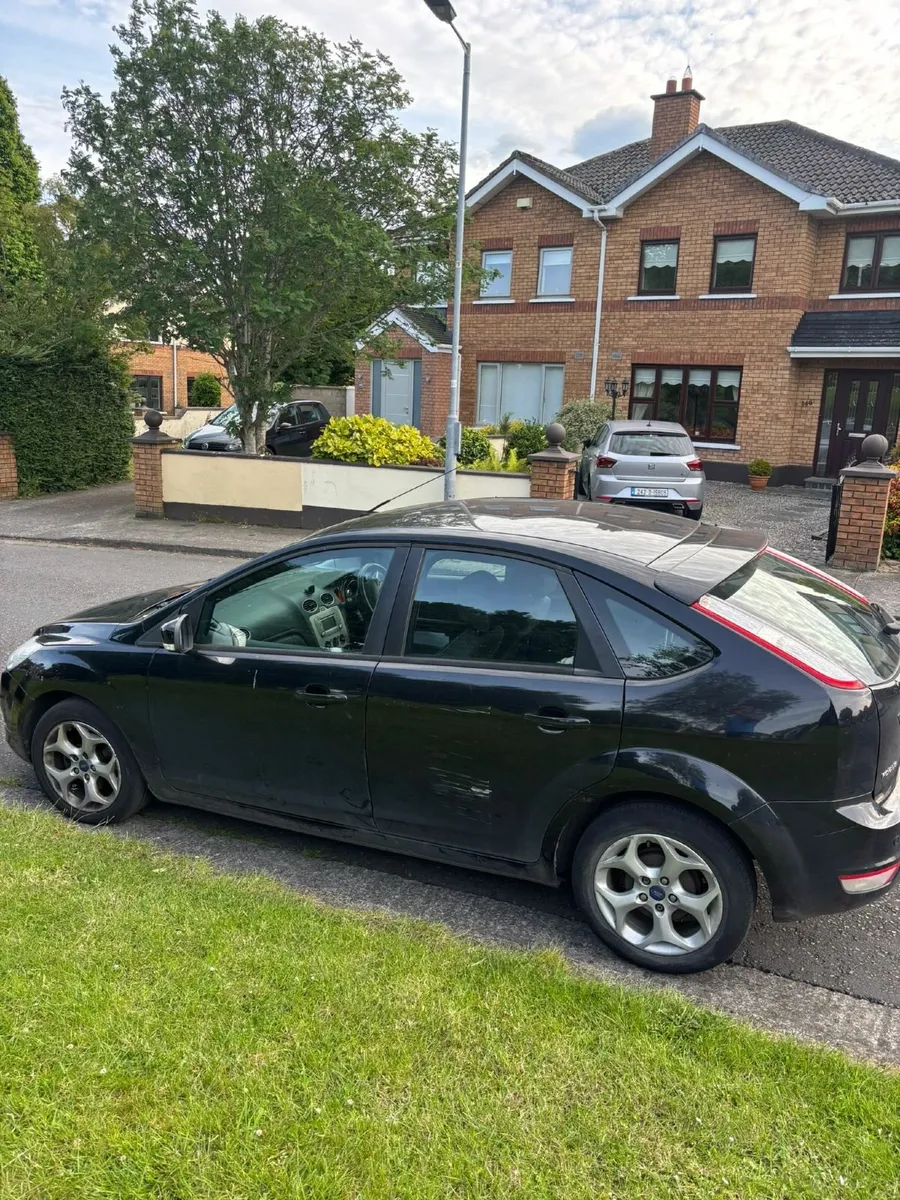 Ford Focus 2011 - Image 4