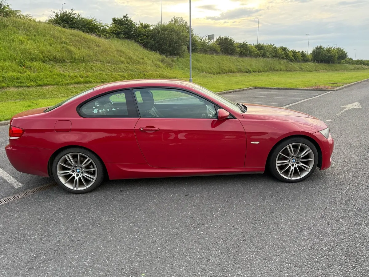 BMW 320I M-Sport Petrol - Image 2
