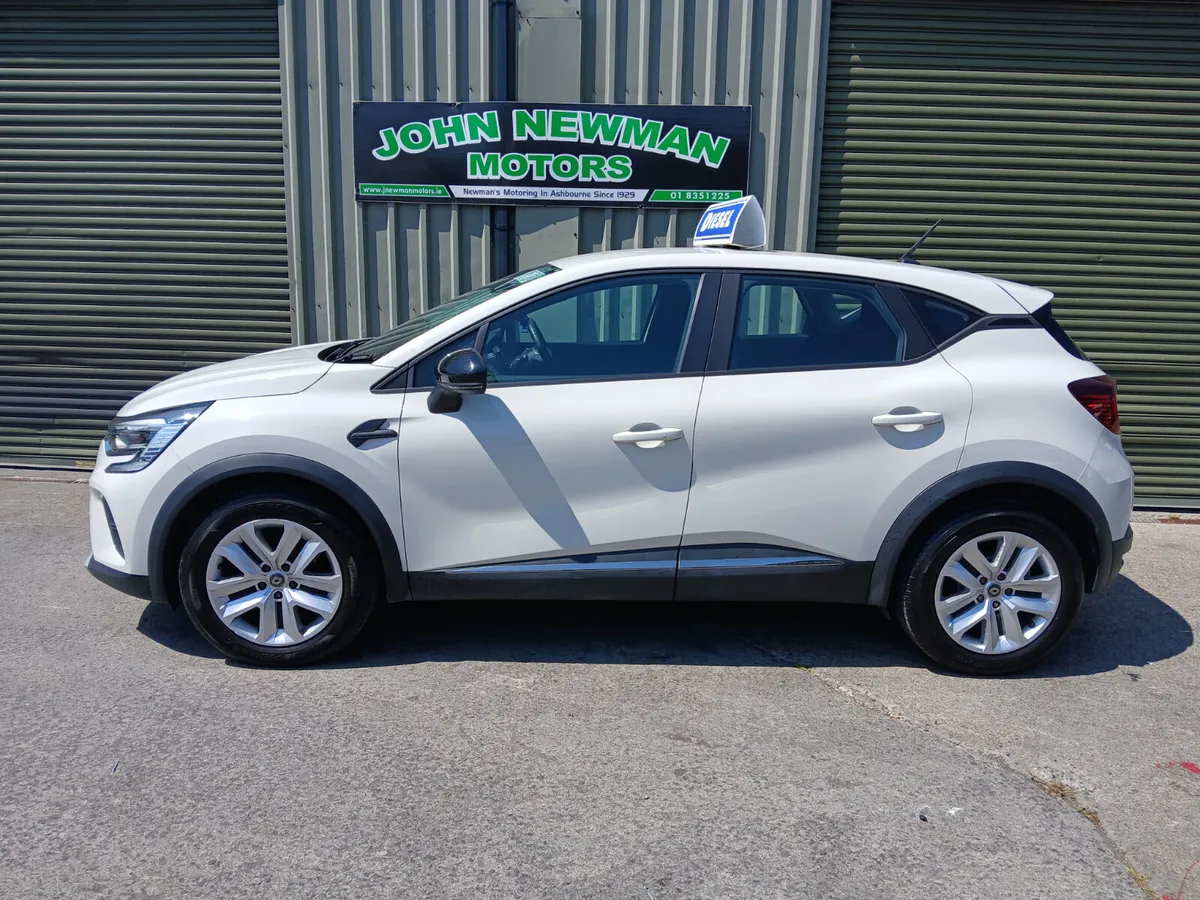 Renault Captur diesel 2020 1 owner - Image 3