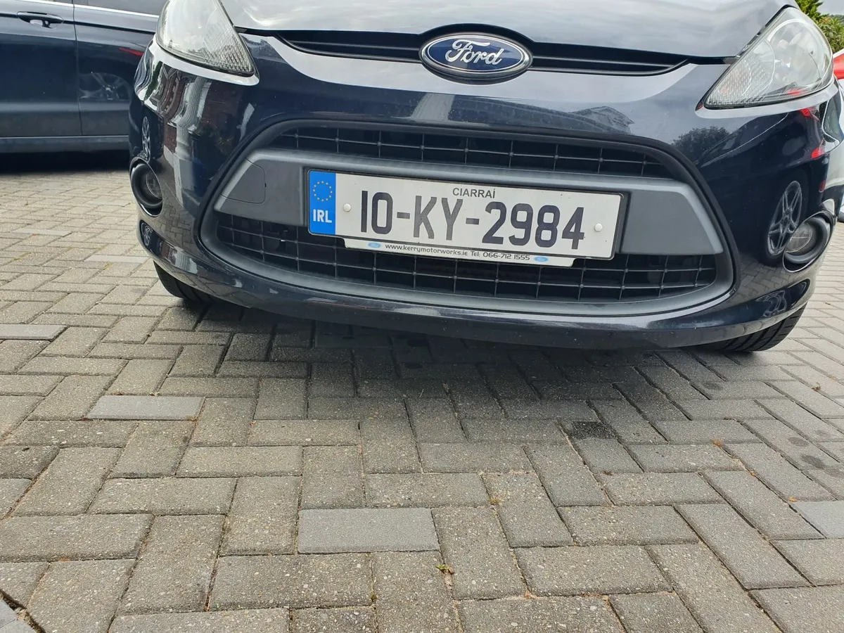 Ford Fiesta 2010 - Image 4