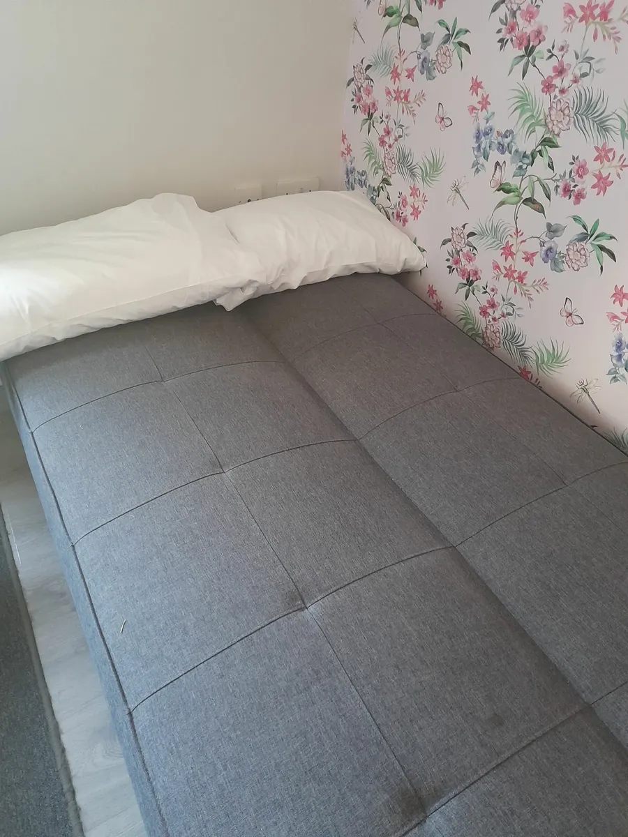 Sofa bed - Image 3