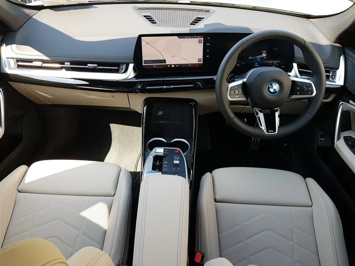 BMW iX1 Edrive20 - Image 4