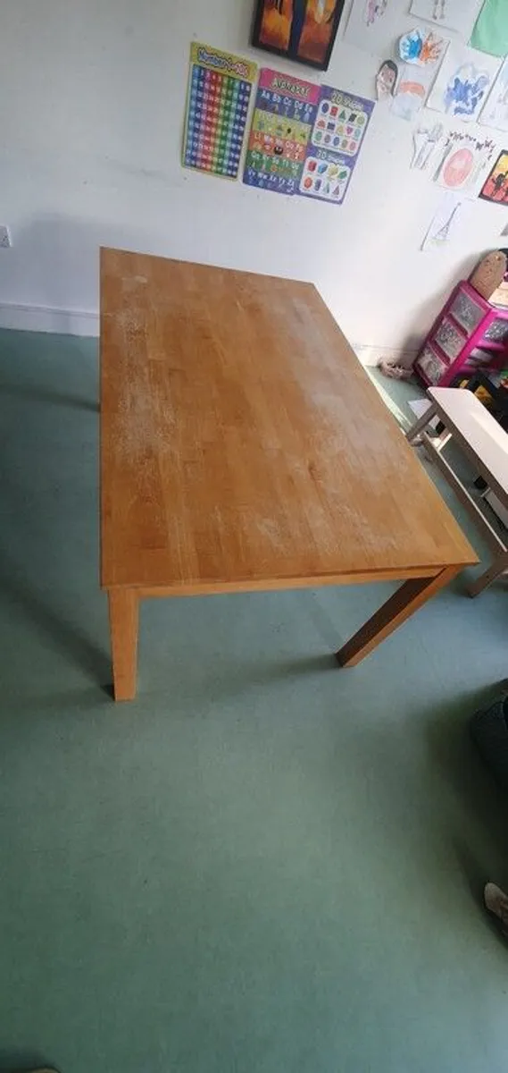 Dining table. Good condition - Image 2