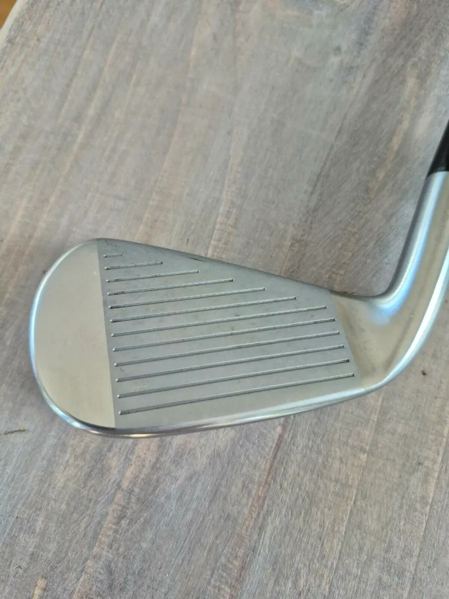 Mizuno Pro 225 3 iron x stiff - Image 1