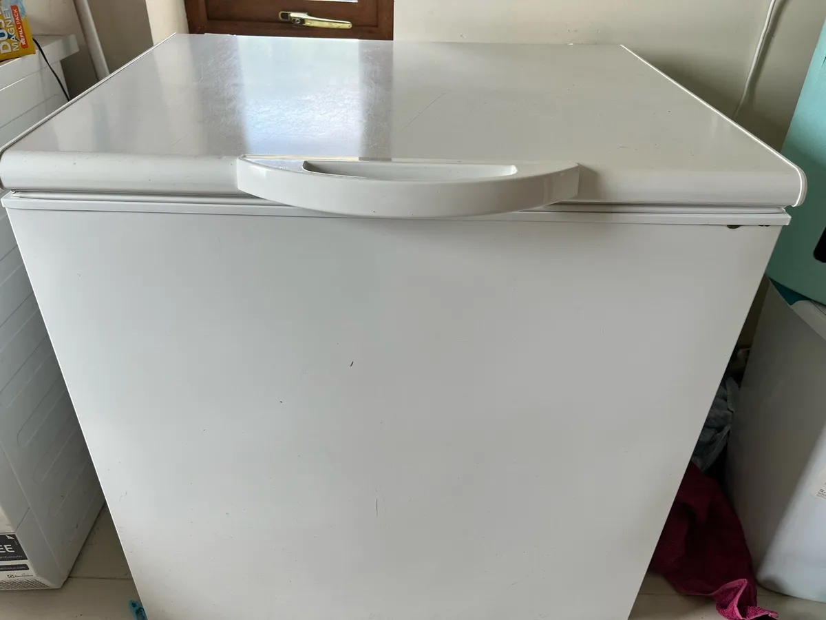 Chest Deep Freezer - Image 1
