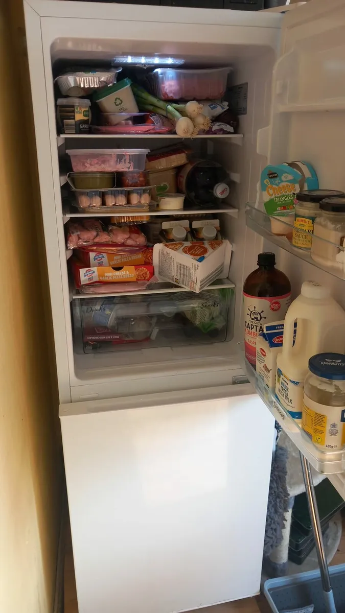 Small fridge freezer - Image 2
