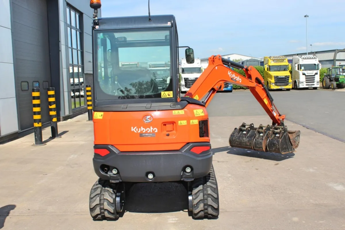 2021 KUBOTA KX030-4 EXCAVATOR - Image 4