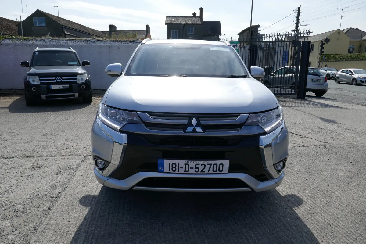 181, MITSUBISHI OUTLANDER 2.0 4H PHEV 200BHP 5 5DR - Image 4