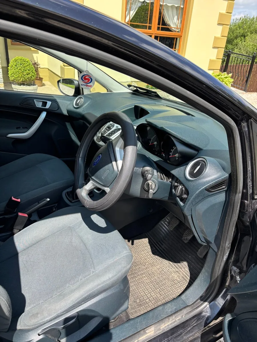 Ford Fiesta 2012 1.4 TDCI - Image 3