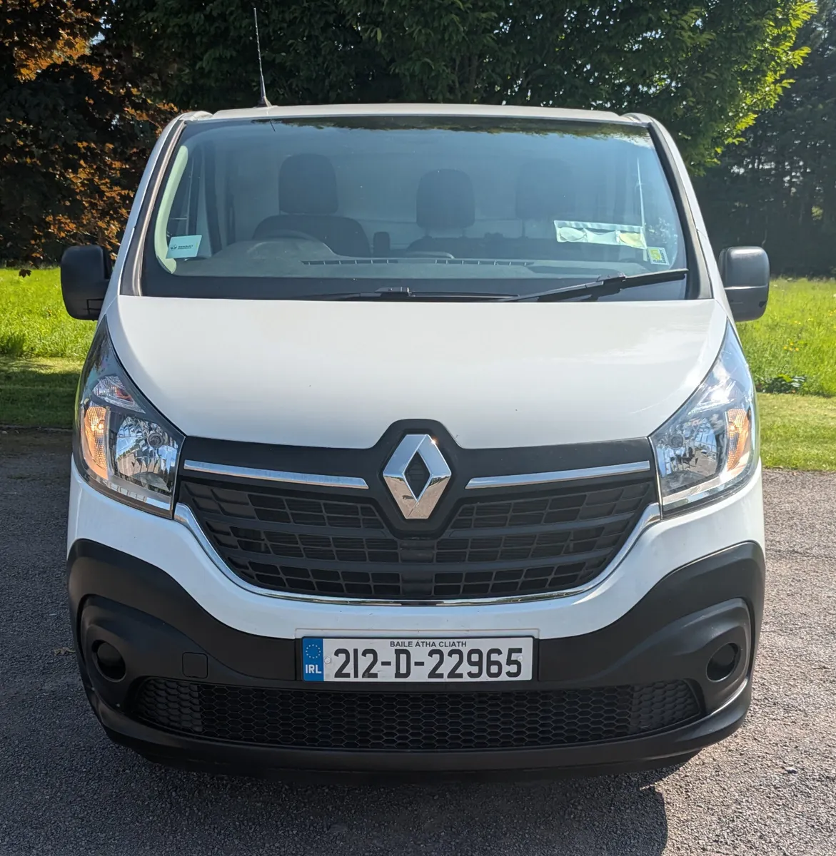 RENAULT TRAFIC ENERGY LL30 ENERGY 120 BUS - Image 2
