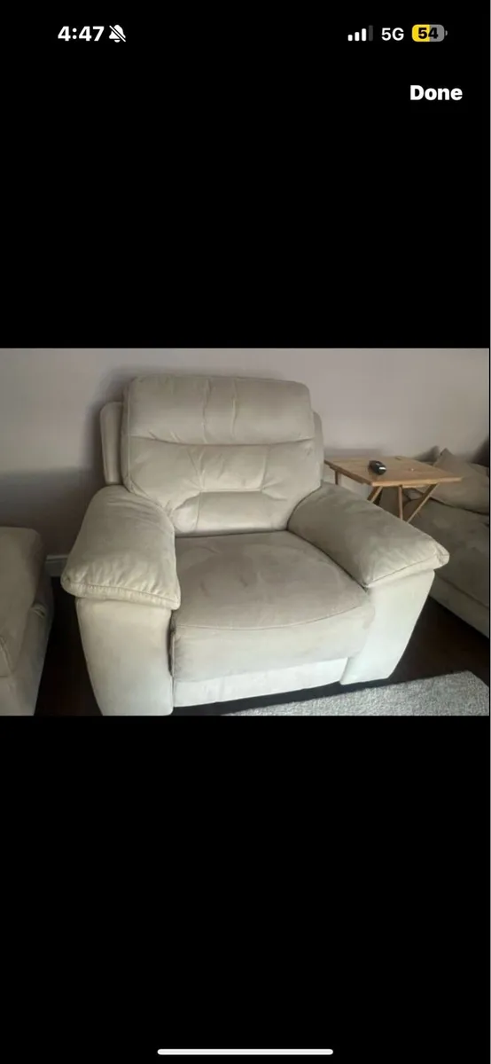 Cream sofa - Image 2
