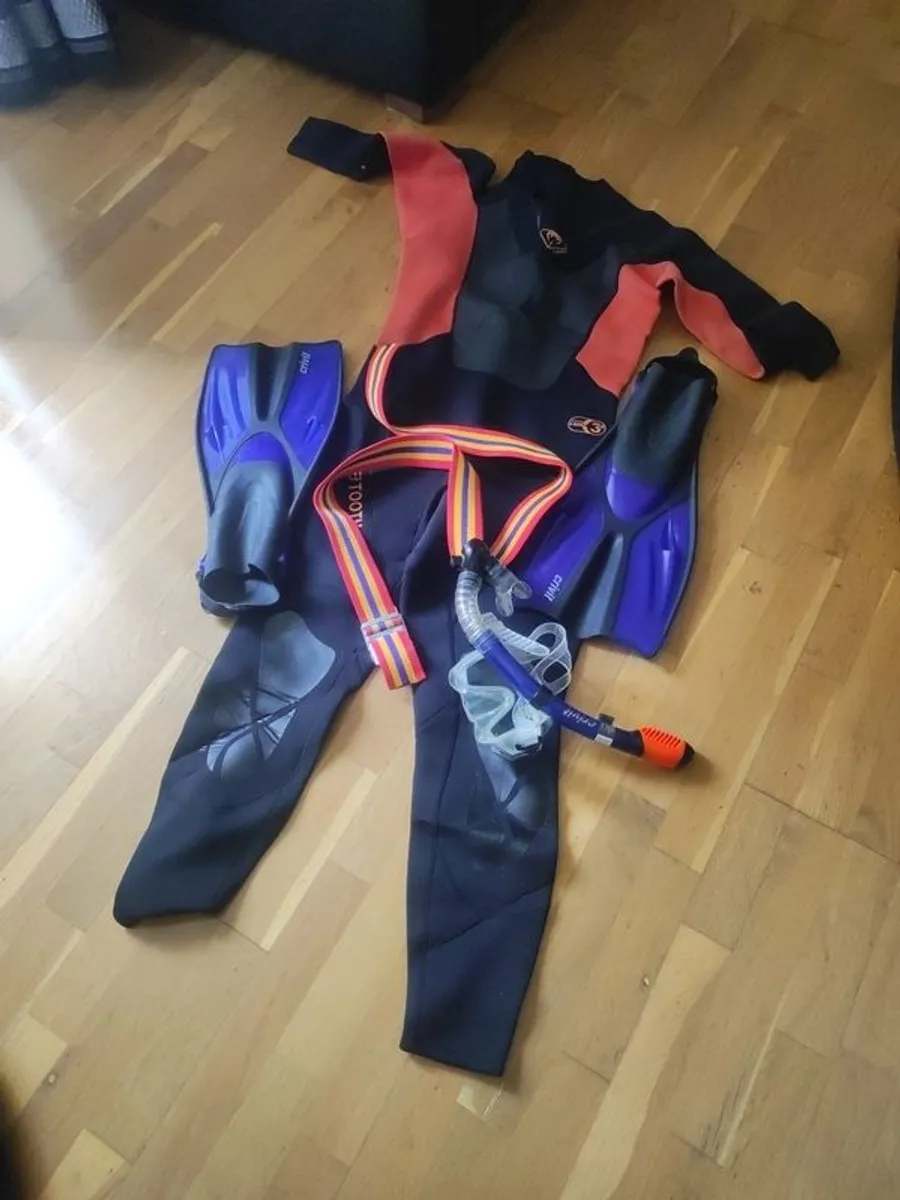 Wet Suit Mens - Image 3