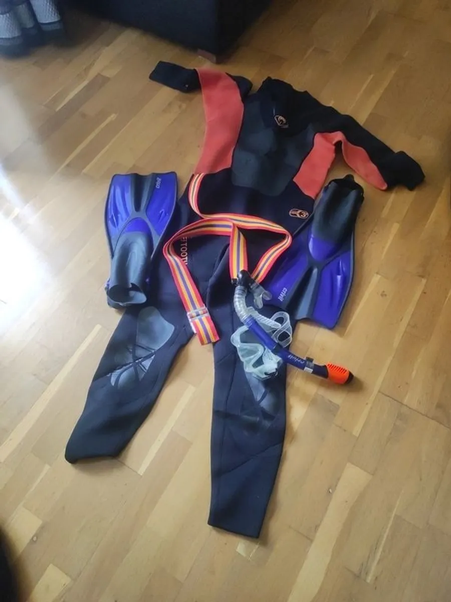 Wet Suit Mens - Image 4
