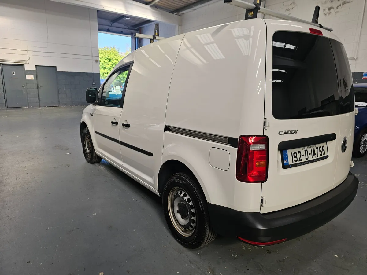 Volkswagen Caddy 2019 Low Mileage - Image 4