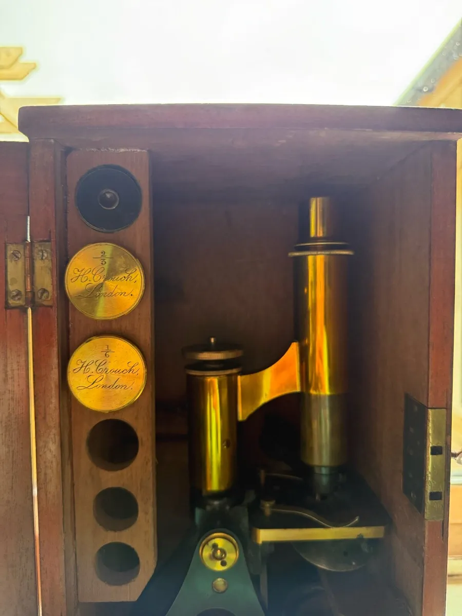 19 century brass microscope - Image 4