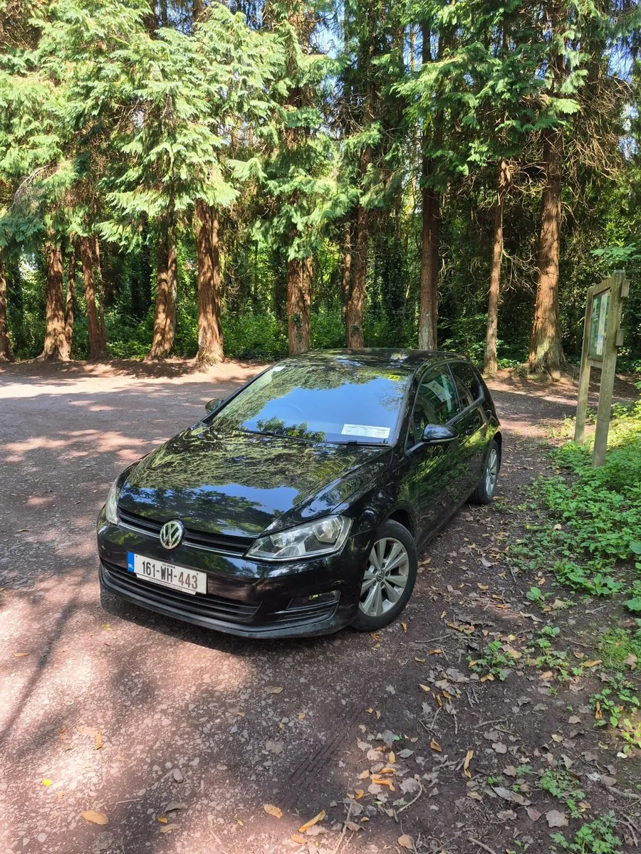 Volkswagen Golf 1.6 L 2016 Blue Motion Full spec - Image 1
