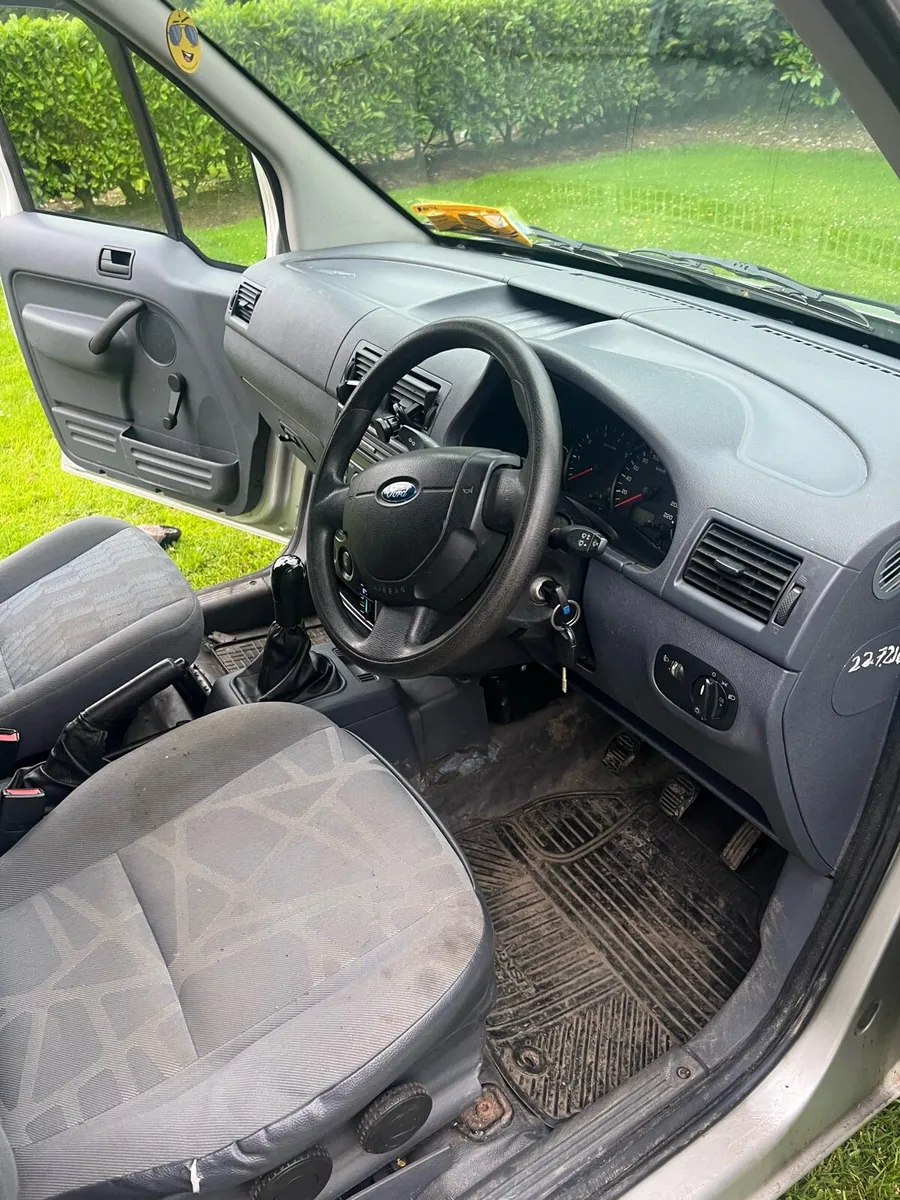Ford transit connect - Image 3