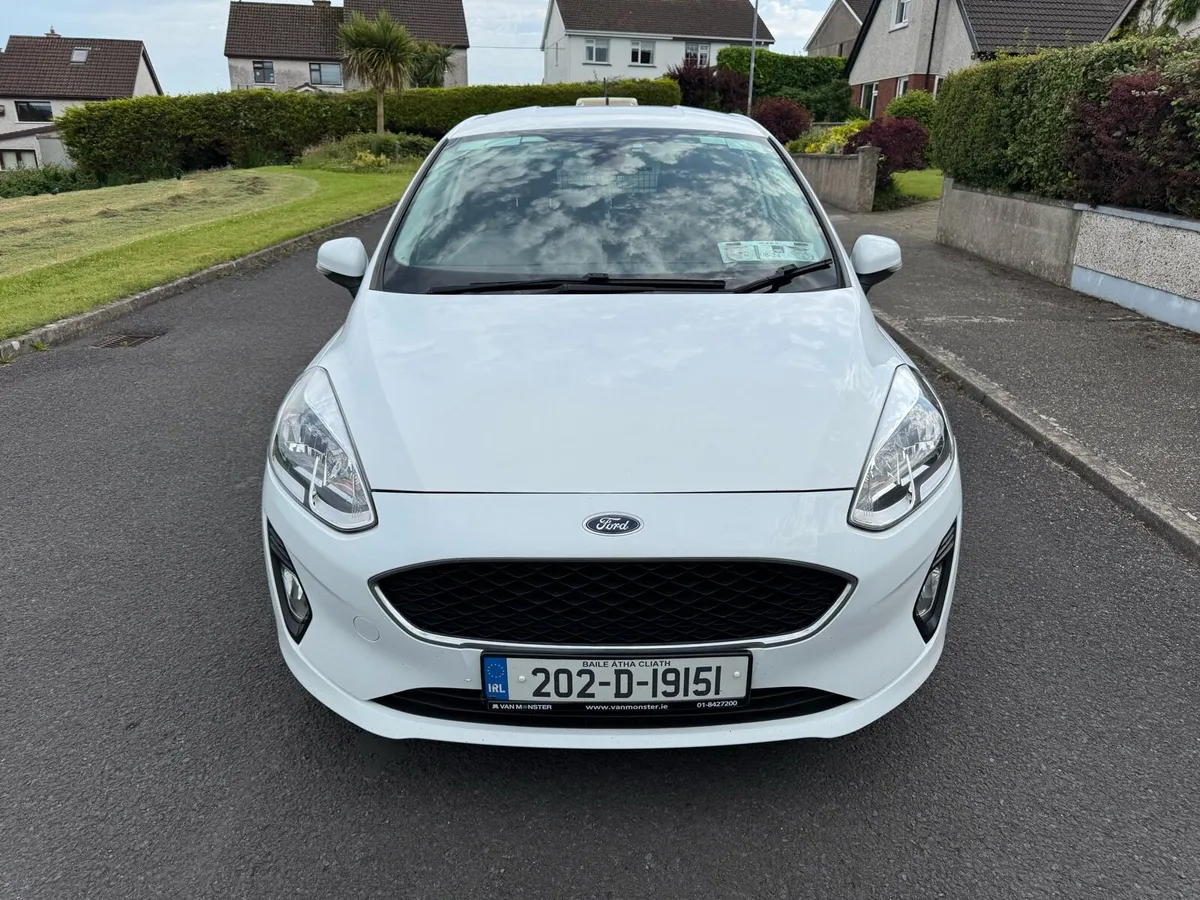 Ford fiesta Trend 2020 - Image 2