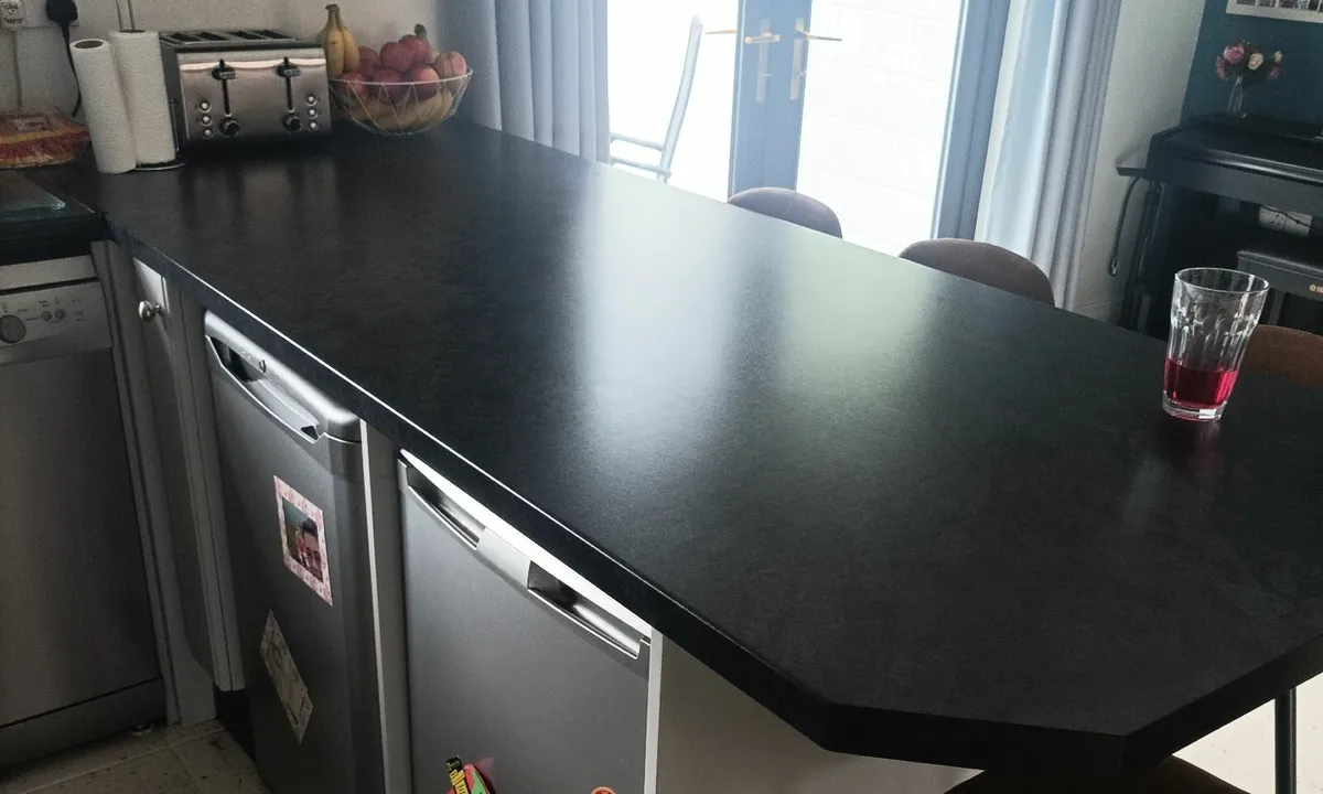 Kitchen Counter top - Image 2