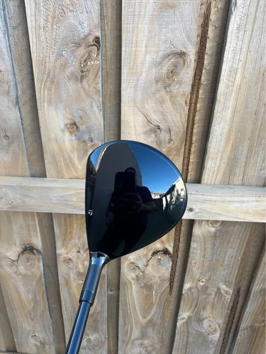 TaylorMade Qi10 3 wood - Image 2
