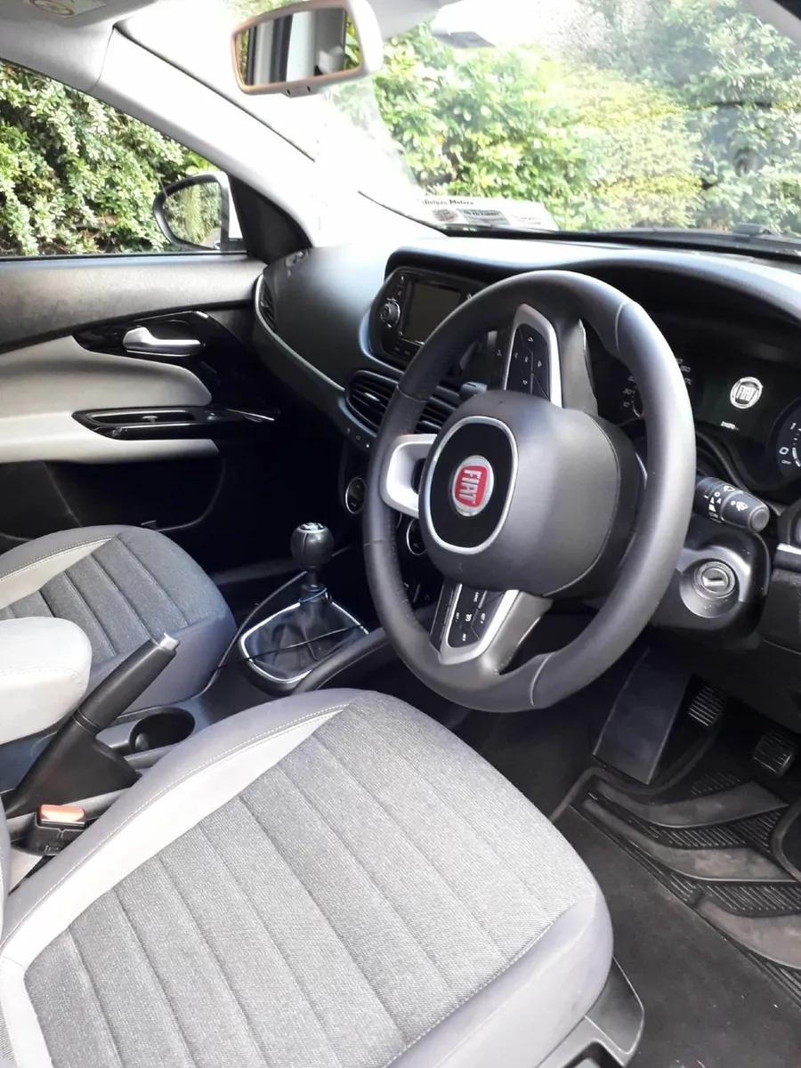 Fiat Tipo 2017 - Image 4