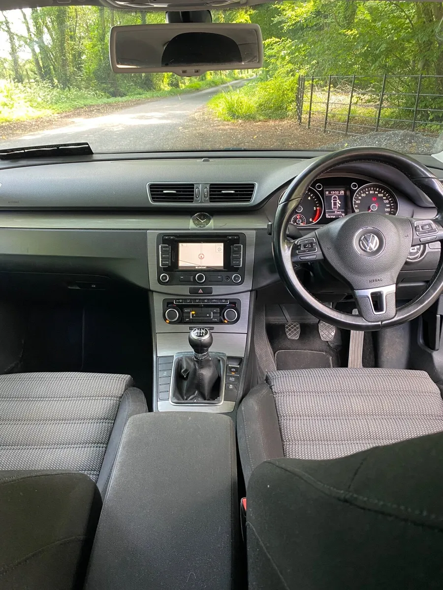 Volkswagen Passat 2011 PRICE 3900 - Image 1