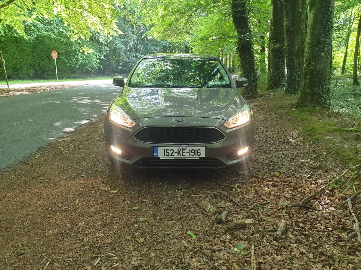 152 FORD FOCUS  1.6 TDCI STYLE SALOON 6 SPEED - Image 2