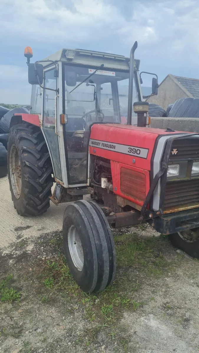 Massey Ferguson 390 Tractor - Image 2