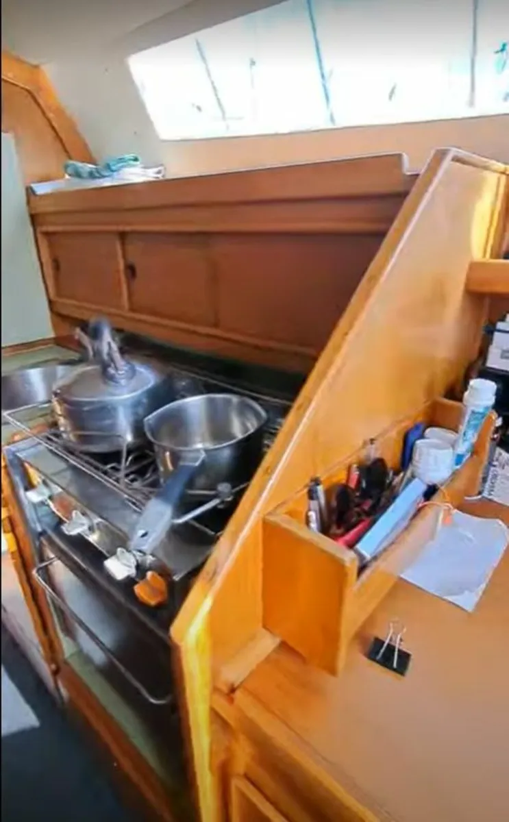 Classic Halmatic 28ft Yacht Cruiser Fully Upgraded - Image 3