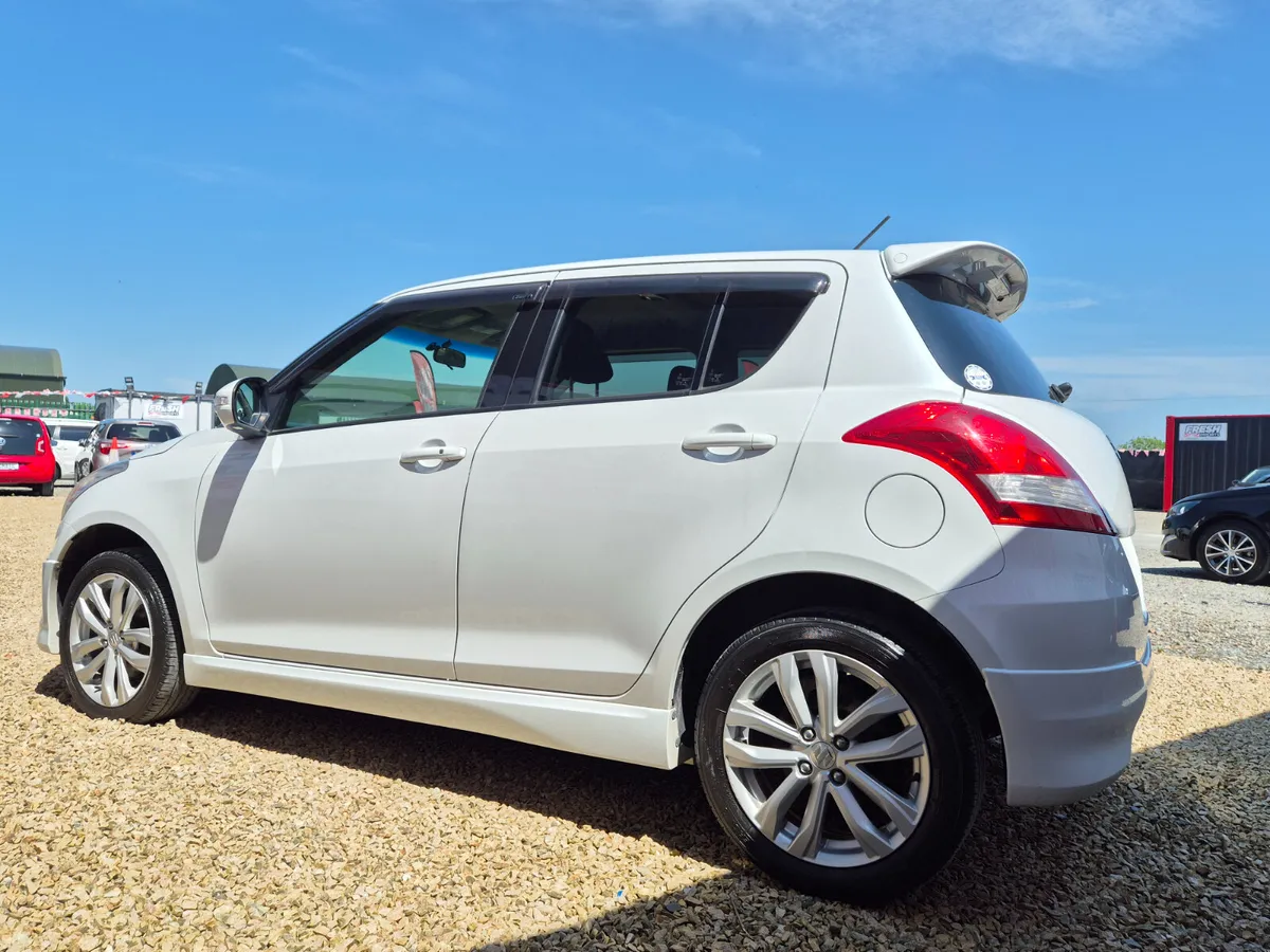 SUZUKI SWIFT RS*4WD*AUTOMATIC - Image 3