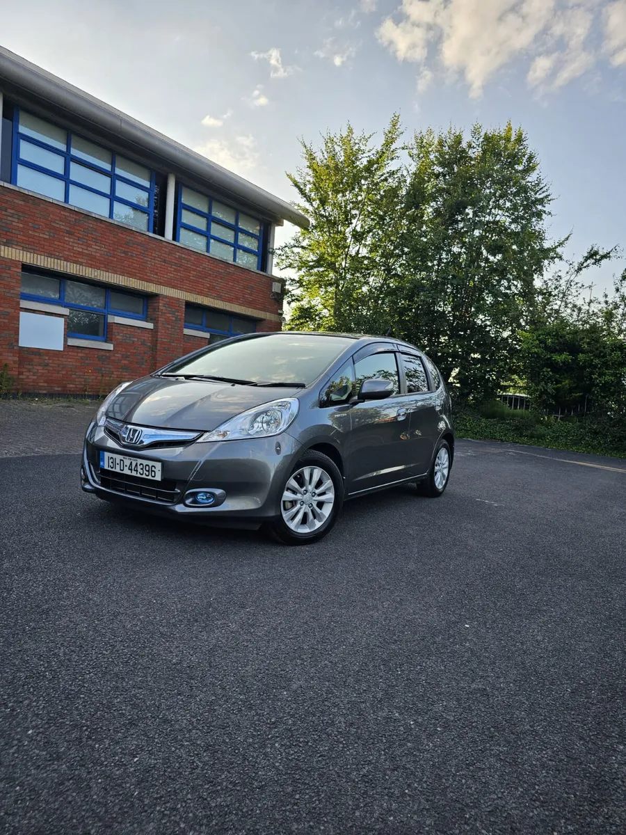 Honda Fit 2013 Hybrid Automatic - Image 1