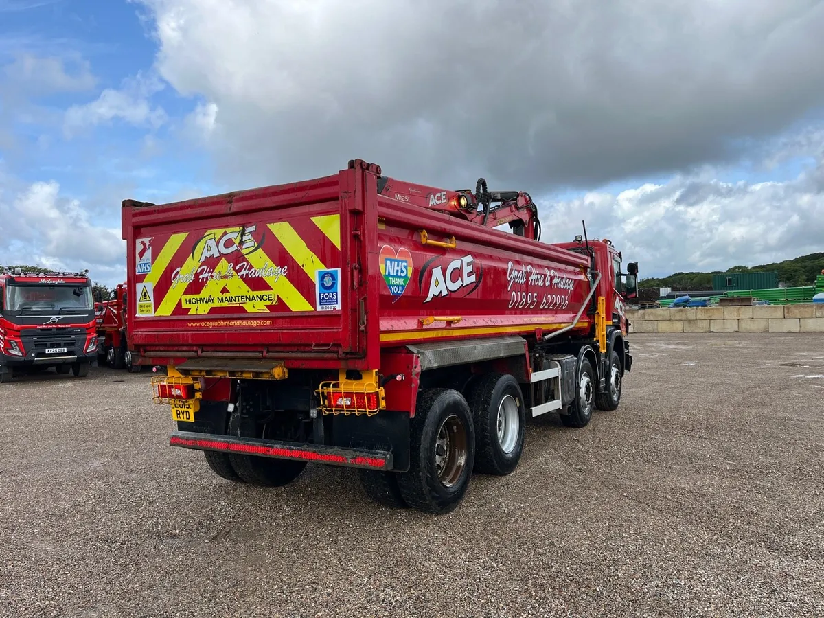 2015 scania p410 grab lorry - Image 4