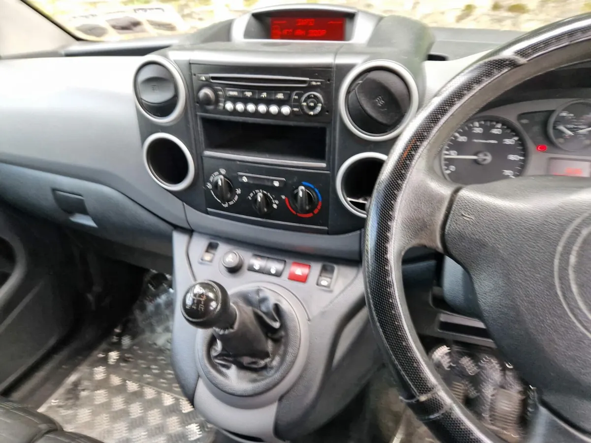 2011 CITROEN BERLINGO 3 SEATER WITH TEST - Image 2