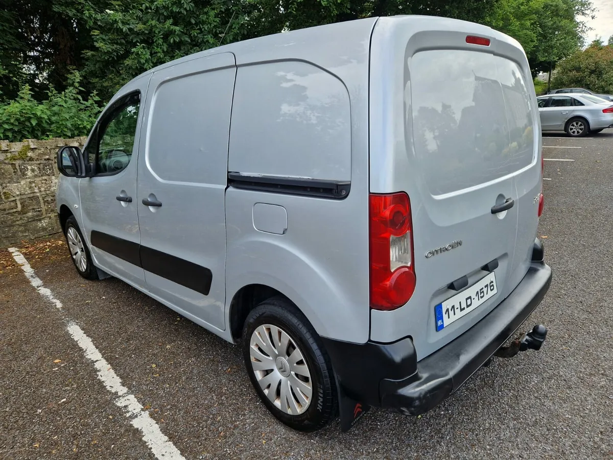 2011 CITROEN BERLINGO 3 SEATER WITH TEST - Image 3