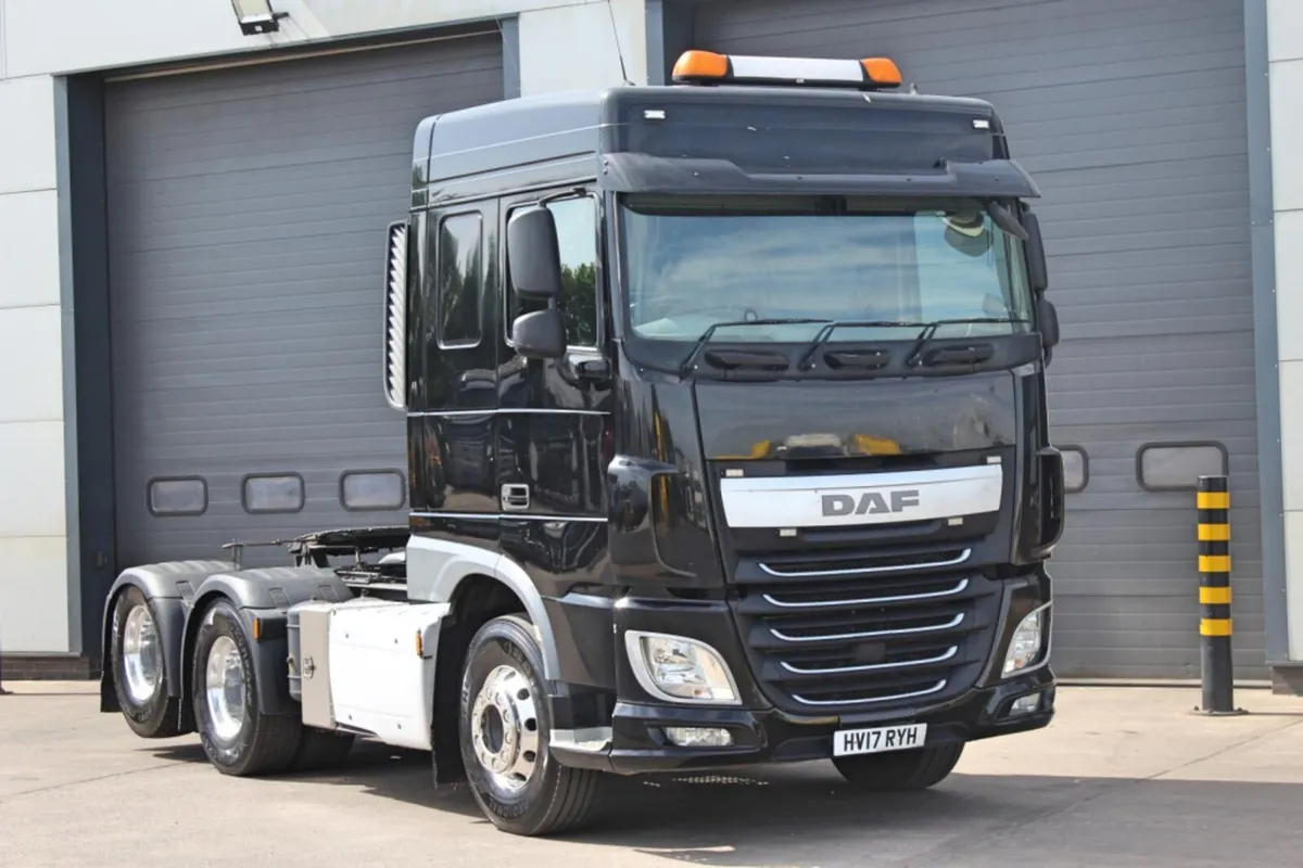 2017 DAF XF 460 SPACE CAB TWIN WHEEL TAG - Image 1