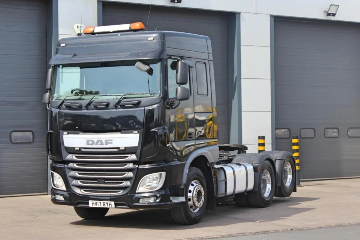 2017 DAF XF 460 SPACE CAB TWIN WHEEL TAG - Image 3