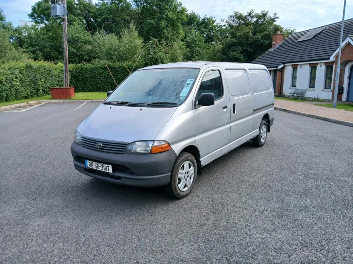 2006 toyota hiace with fresh doe test - Image 2